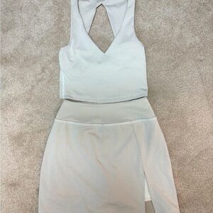 Beyond Yoga Heather Rib Hold Court Skirt + Top Cream Set XS